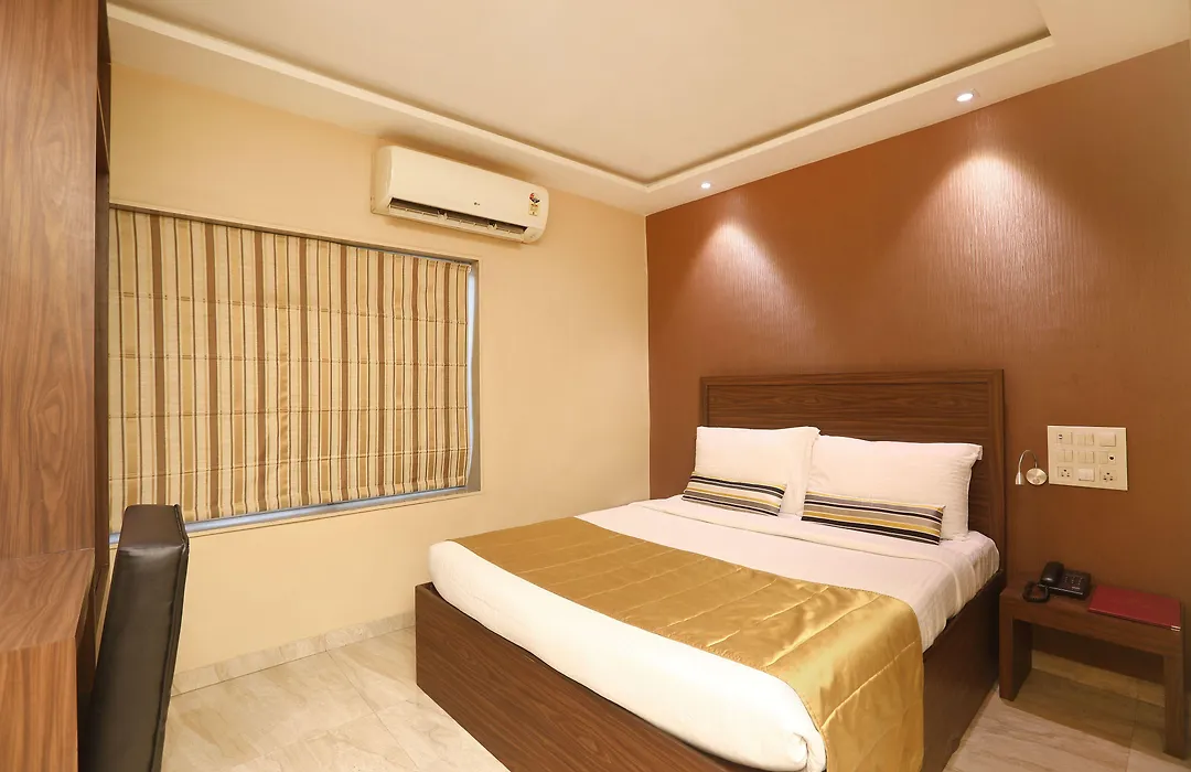 Hotel Metro International-1