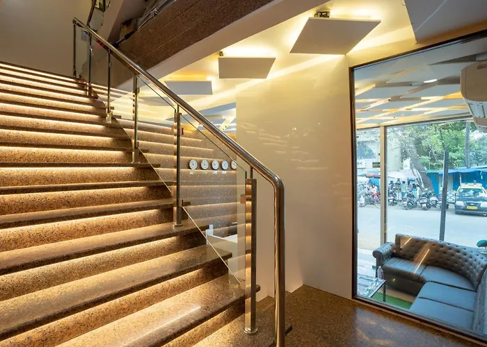 Hotel Empire - Near Mumbai International Airport